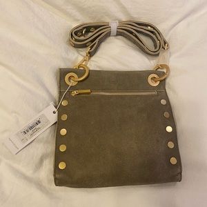 Hammitt medium Tony bg